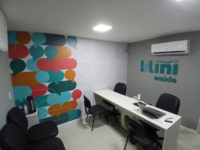 Identificação da Klini aplicada ao ambiente de recepção.